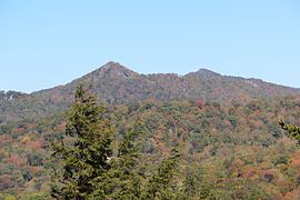 Peak Mtn e Bears Paw da Half Moon Overlook, ottobre 2016.jpg