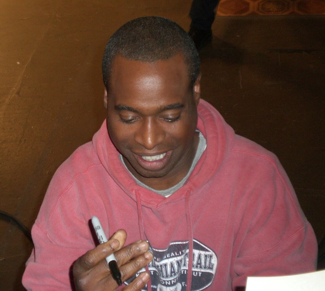 Phill Lewis