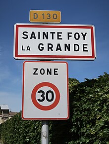 Plaque d'entrée de ville.