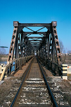 Ponte ferroviario di Canneto sull'Oglio