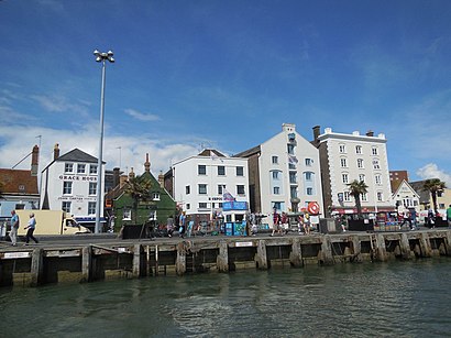 How to get to Poole Quay with public transport- About the place