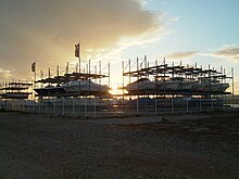 Port à sec de Port Leucate au soleil couchant.jpg