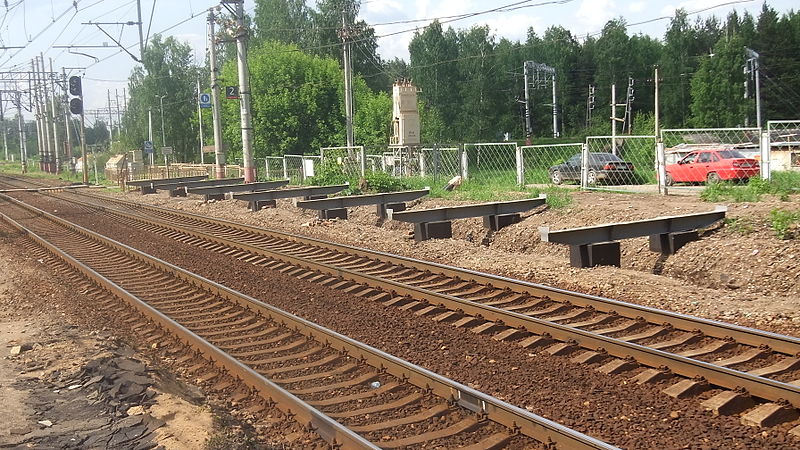 File:Povarovka railway platform (reconstruction 2013, 6).JPG