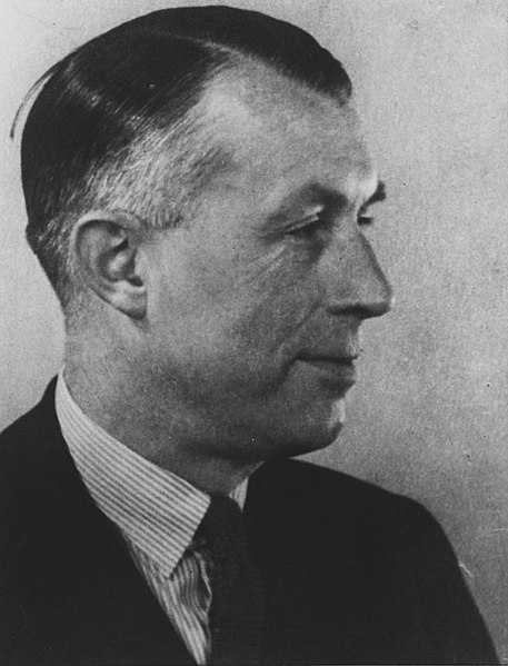 File:Professor Reginald Bassett, 1950.jpg