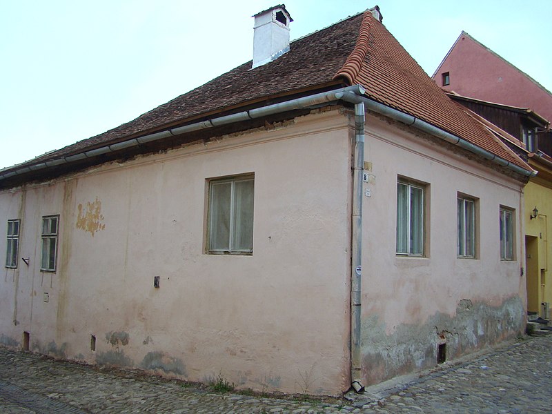 File:RO MS Sighisoara Tamplarilor nr 8 (1).jpg