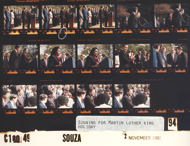 File:Reagan Contact Sheet C18049.jpg