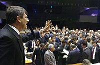 Júlio Redecker durante discurso em plenário