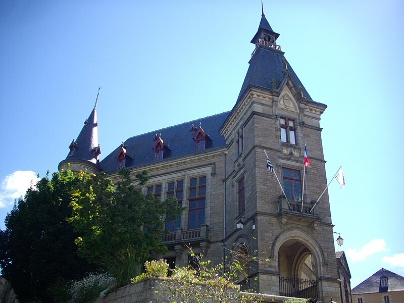 File:Redon - hôtel de ville (01).JPG