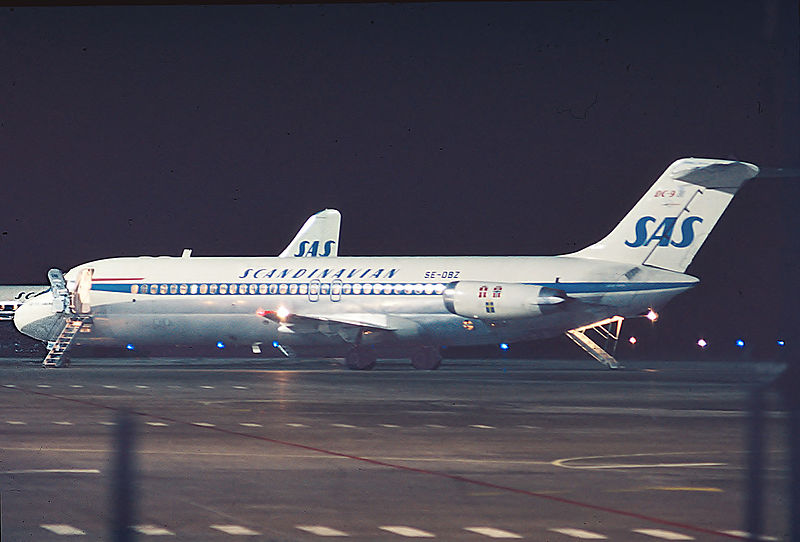 File:SAS DC-9-32 SE-DBZ.jpg