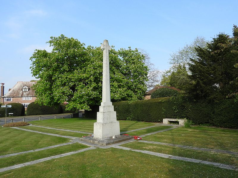 File:Sandhurst war memorial 3301.JPG