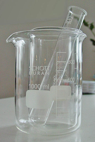 File:Schott Duran glassware.jpg - Wikimedia Commons