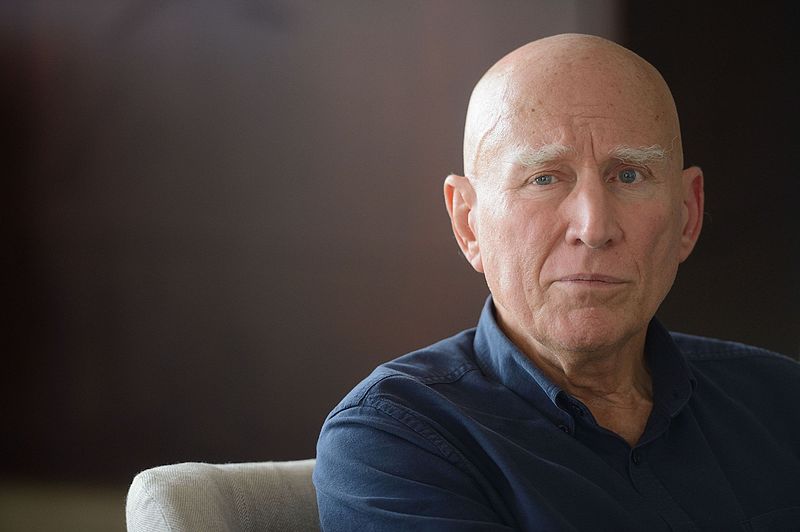 File:Sebastião Salgado 04.jpg