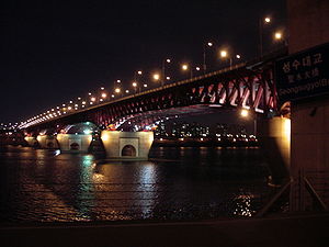 聖水大橋の夜景