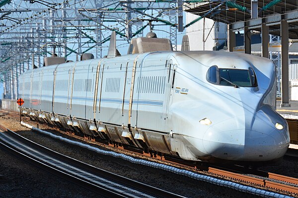 Shinkansen N700-7000 S1 (49766090102).jpg