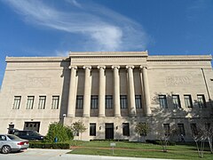 Side facade - Nelson-Atkins Museum of Art - DSC08014.JPG