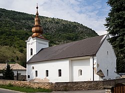 Kostel ve Slavci
