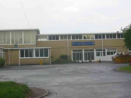 St Albans Girls School, Sandridgebury Lane geograph.org.uk 40090