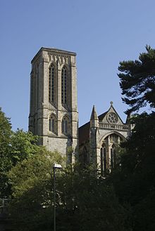 L'église St Stephen, Bournemouth de l'hôtel de ville.jpg