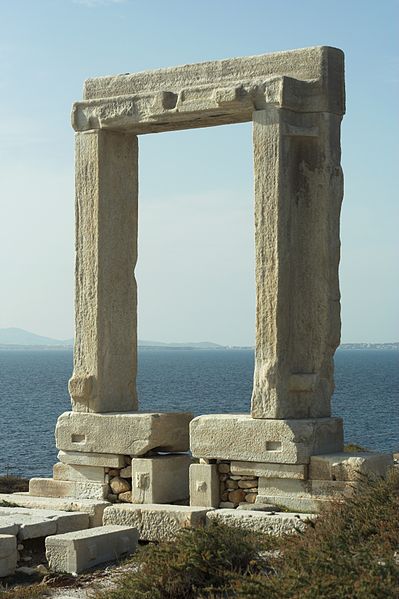 File:Temple of Delian Apollo, 530 BC, Naxos, 350, 119944.jpg