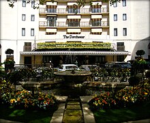 The Dorchester opened in 1931 and retains its Art Deco style. The Dorchester Hotel in London Mayfair, England United Kingdom (4579989922).jpg