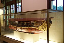 Model van een Vietnamese kanonneerboot, 17e eeuw, religieus object in de Keo pagoda in Thái Bình