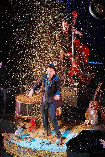 Tom Waits performing in Prague in 2008 as part of his Glitter and Doom tour