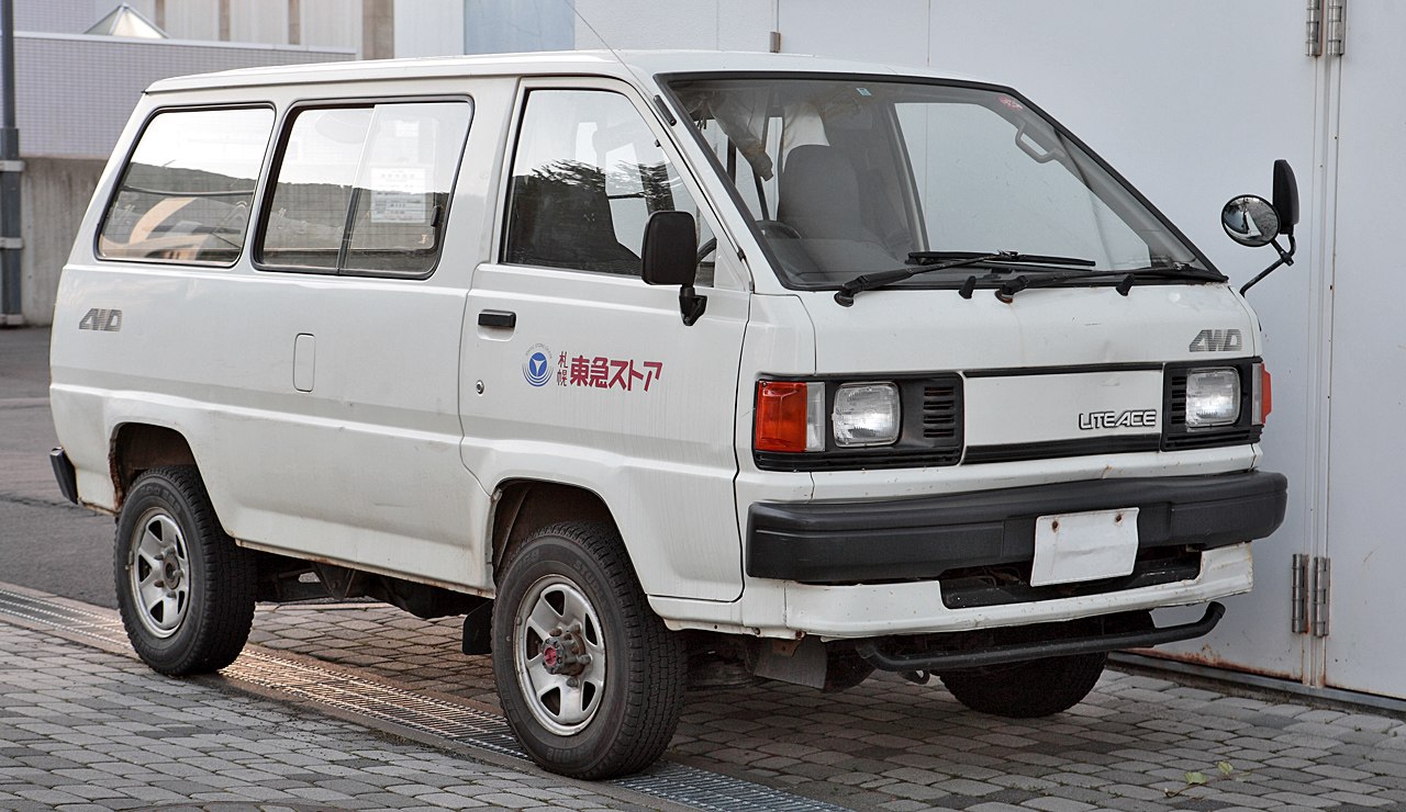 Toyota lite ace. Toyota Town Ace Lite Ace. Toyota Town Lite Ace. Toyota Town Ace van 4wd.