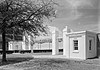 US Naval Air Station, Navy Yard Gate, South Avenue poblíž křižovatky s West Avenue, Pensacola (Escambia County, Florida) .jpg