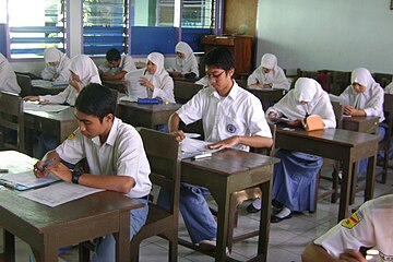 National examination in Indonesia. Ujian Nasional 2009.jpg