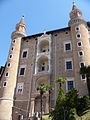 Urbino, facciata di palazzo ducale.JPG