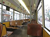 Innenraum eines Anhängers der Type c5 der Wiener Linien