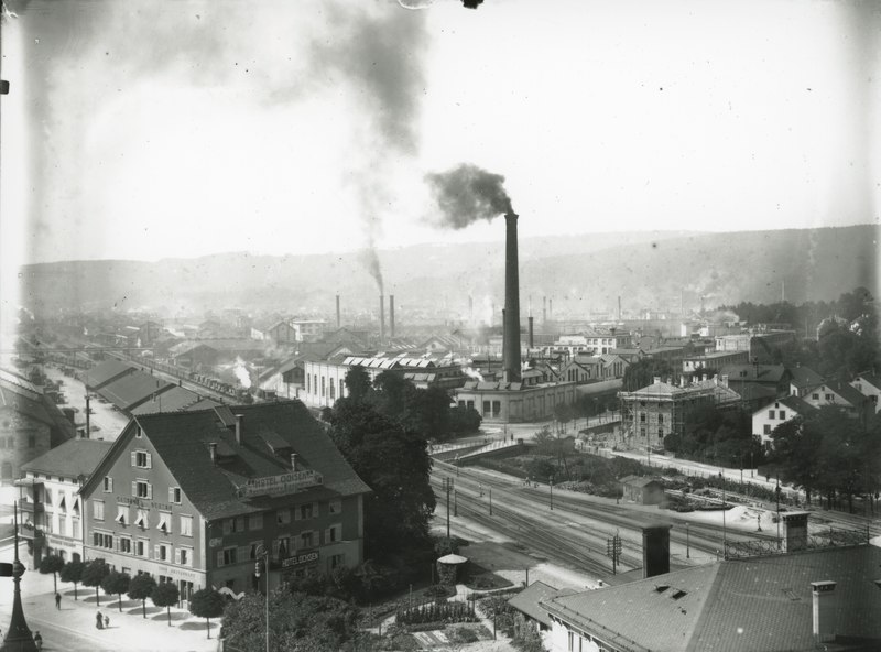 Datei:Winterthurer Bibliotheken 011514 Blick vom Telegraphenturm zum Bahnhof und Sulzerareal um 1907.tif