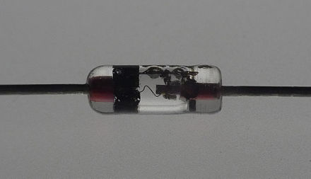 Germanium diode bonded with gold wire
