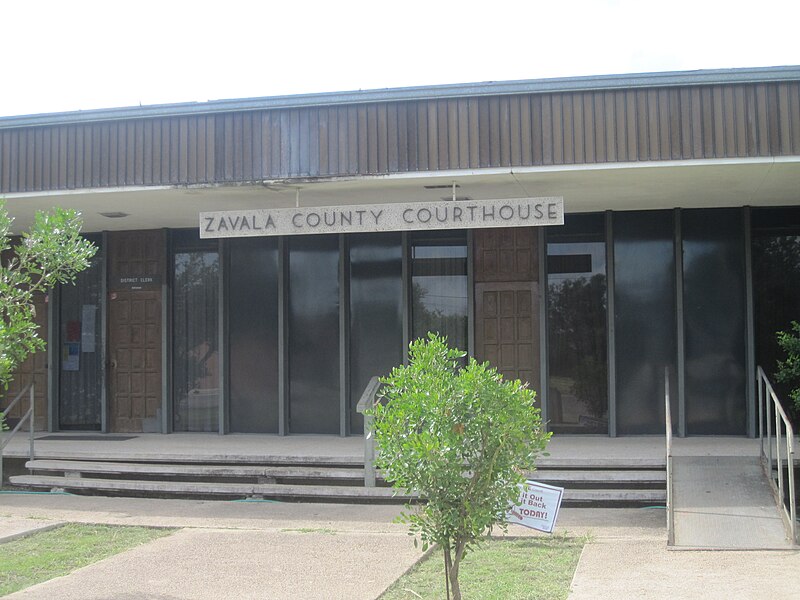 File:Zavala County, TX, Courthouse IMG 4236.JPG