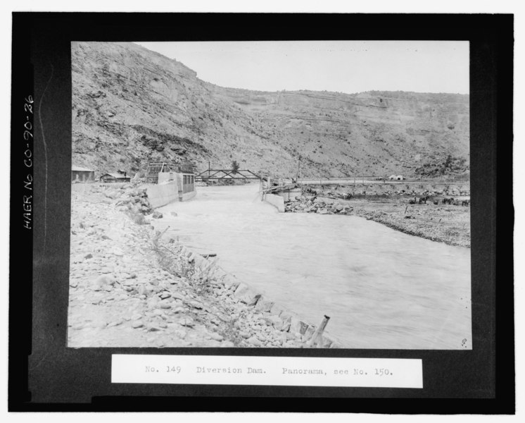 File:"No. 149. Diversion dam. Panorama. See no. 150." - Grand Valley Diversion Dam, Half a mile north of intersection of I-70 and Colorado State Route 65, Cameo, Mesa County, CO HAER CO-90-26.tif