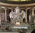 Tres l'altar mayor de la ilesia de la Madalena disponer a manera de retablu[203] un grupu escultóricu de Carlo Marochetti.