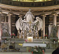 The altar with the statue of Mary Magdalene