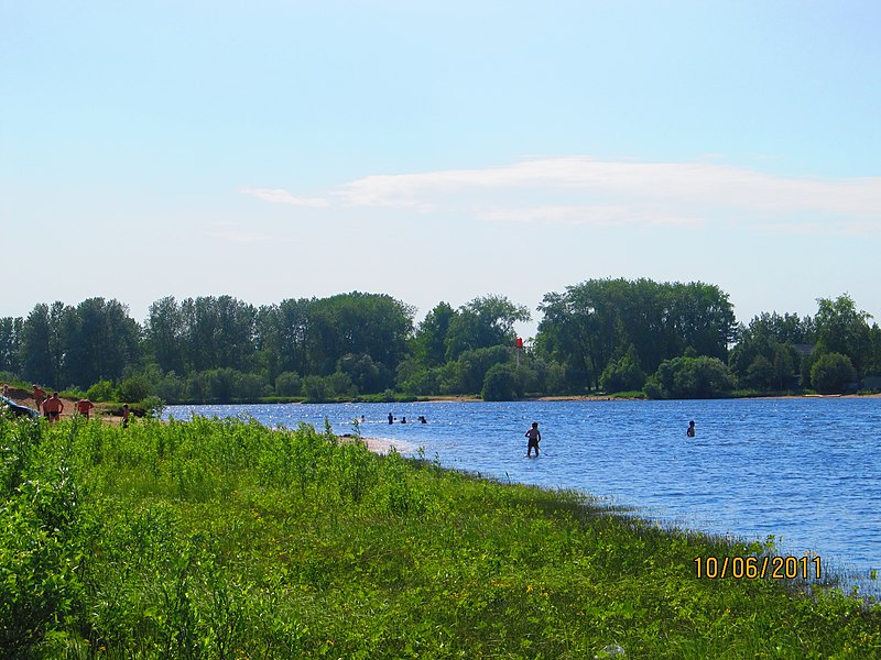 File:КУПАЛЬНЫЙ СЕЗОН ОТКРЫТ. ЛЕТО 2011 - panoramio.jpg