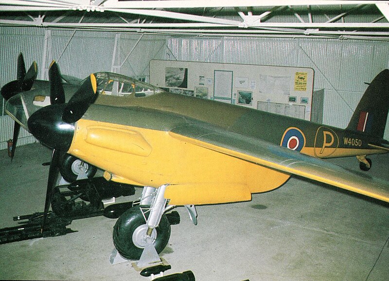 File:15 Dehavilland Mosquito W4050 Protoype, Mosquito Aircraft Museum (15215827424).jpg