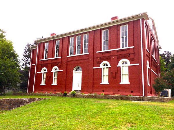 Old Tishomingo County Courthouse