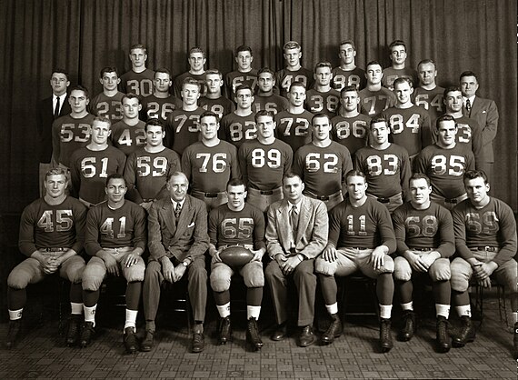 1948 michigan football team.jpg