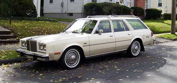 1980 Chrysler Town and Country station wagon