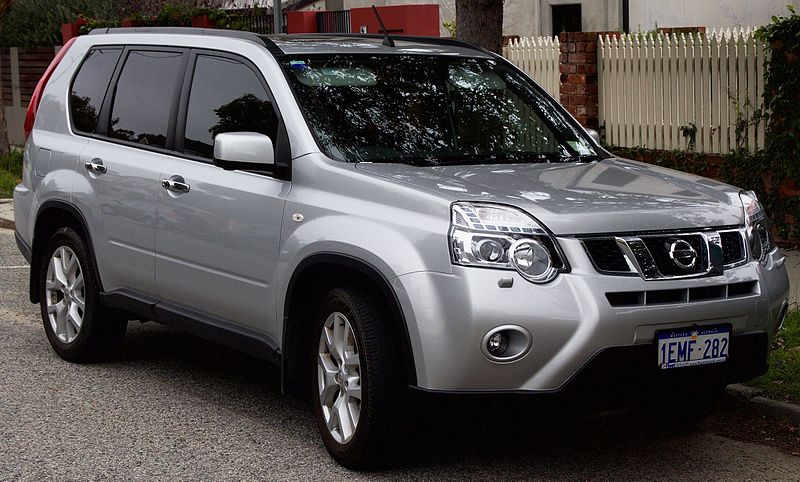 File:2010-2013 Nissan X-Trail (T31) Ti wagon (2016-07-07) 01.jpg