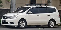 2013 Nissan Grand Livina 1.5 SV (front), West Surabaya