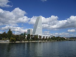 2015-10-04 Basel Roche Tower 0303.JPG