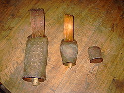 The cowbells are different depending on the species, sex and age of animals. These are used in the Pyrenees area. 72.Esquiellas; truco, esquiella y esquielleta.JPG