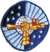 915 ° Escuadrón de Reabastecimiento Aéreo - SAC - Emblem.png