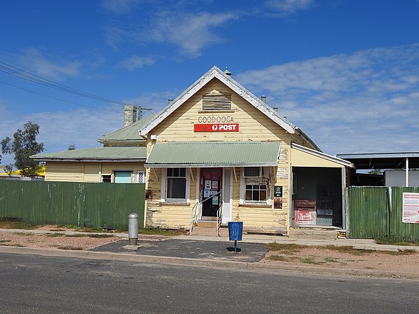 Australia Post office, Brenda Street at the intersection with Doyle Street (2021).