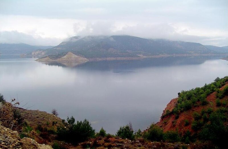 File:Adiguzel Dam Reservoir Usak-Denizli Turkey.jpg