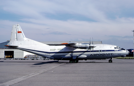 Aeroflot An-12 CCCP-11107 LFSB 1978-6-10.png